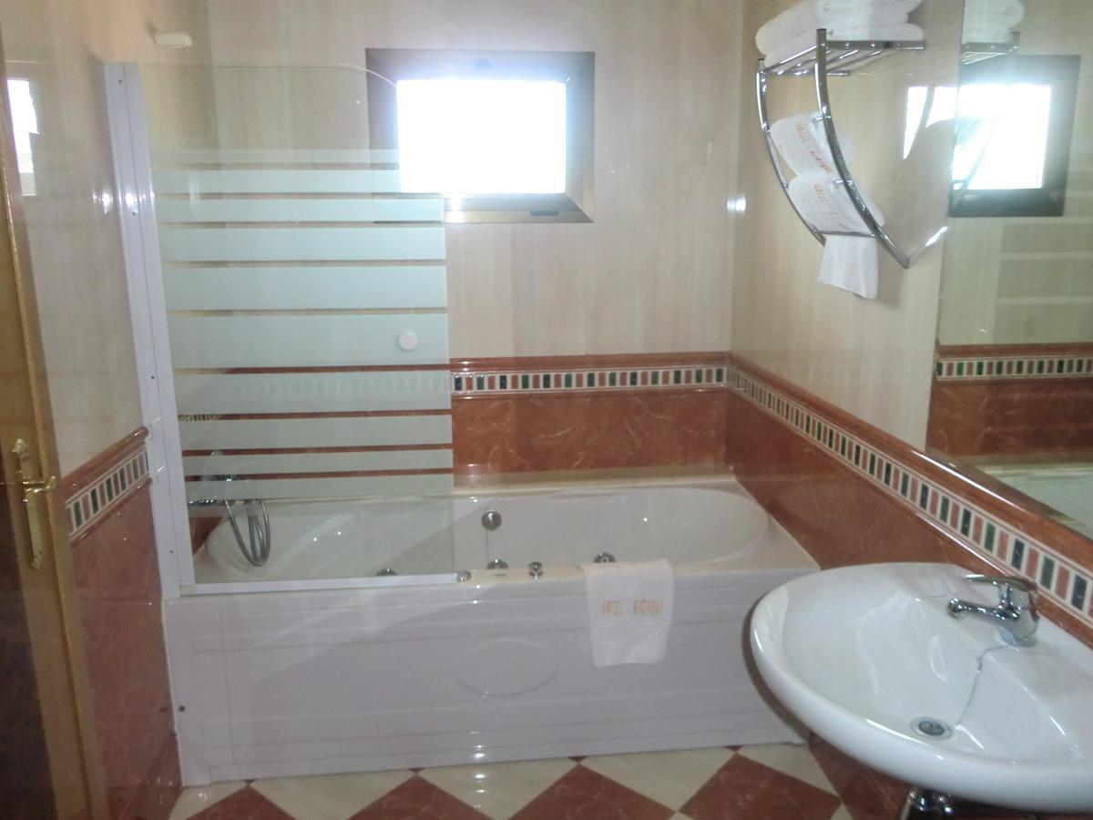 Hotel Gasaqui Ayelo de Malferit Zimmer foto